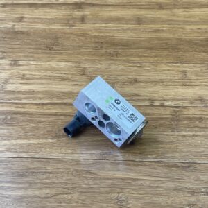 2014-2018 BMW i8 I12 Air Conditioning A/C Expansion Valve Unit 9287282 OEM