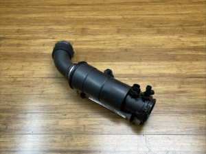 2014-2020 BMW i8 I12 1.5L Engine Air Cleaner Intake Resonator Upper Hose OEM