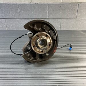 2014-2020 Mercedes GLA 250 X156 AWD Rear Right Spindle Knuckle Hub 60k Miles OEM