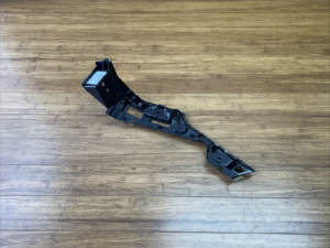 2015-2017 Volkswagen Touareg Rear Left Bumper Guide Bracket 7P6807375C OEM