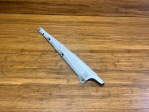 2015-2018 Porsche Cayenne 92A Fender Upper Support Mount Bracket Front Left OEM