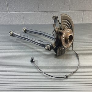 2015-2021 Jeep Renegade FWD Rear Left Spindle Knuckle Hub W/ Arms 76K Miles OEM