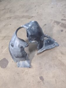 2016-2022 BMW X1 F48 Front Left Inner Driver Fender Liner 51717342179 OEM
