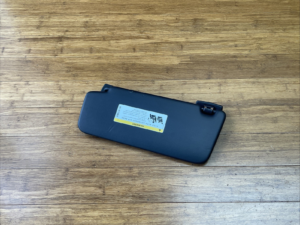 2016-2023 Mercedes C63 W205 4.0L Sun Visor Sunvisor Front Right Side OEM *NOTE*