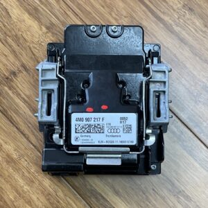 2017-2019 Audi Q7 4M Front Windshield Lane Change Assist Departure Camera OEM