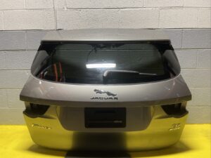 2017-2020 Jaguar F-Pace Trunk Lid Rear Camera Silver LRC 1BN OEM *NOTE