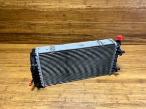 2017-2023 Audi R8 4S Rear Left Radiator Coolant 40k Miles 4S0121212A OEM