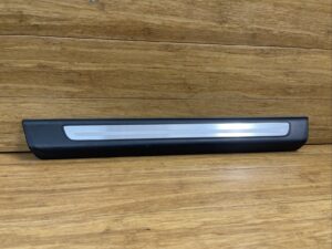 2017-2026 Audi Q7 4M Front Right Door Sill Scuff Plate Trim *NOTE*