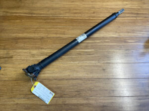 2017-2026 BMW M5 F90 F91 M8 4.4L AWD Front Driveshaft Axle 8632583 OEM