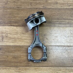 2018-2022 BMW M5 F90 4.4L V8 Engine Piston Connecting Rod 35K Miles OEM