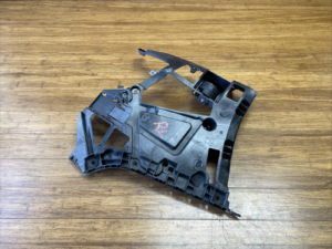 2019-2022 BMW 330i G20 Bumper Cover Mount Bracket Support Rear Left Outer OEM