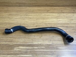 2019-2025 BMW X7 G07 3.0L Engine Radiator Coolant Hose Tube Pipe Line OEM