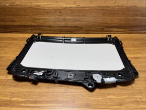 2019-2026 BMW X7 G07 Sunroof Rear Window Glass Sunshade Roller White OEM PH