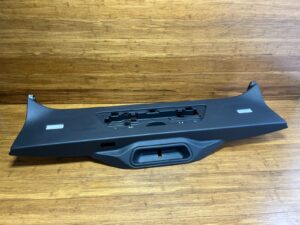 2019-2026 BMW X7 G07 Tailgate Liftgate Back Door Trim Rear Lower Side OEM
