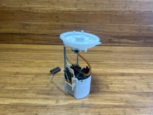 2019-2026 Volvo XC40 T4 2.0L Gas Fuel Tank Pump Sending Module Unit OEM