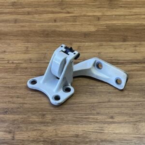 2020-2023 Land Rover Defender L663 Tailgate Boot Lid Hinge Lower White OEM