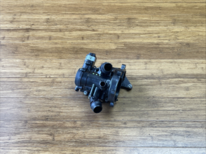 2022-2026 Audi A3 A4 Q3 Q5 Engine Water Pump W/ Thermostat 06L121111N OEM