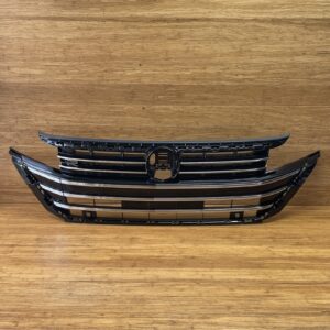 2023-2023 Volkswagen Arteon Bumper Radiator Grill Assembly Front Side OEM