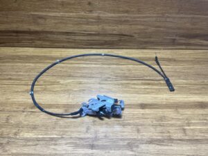 2023-2026 BMW X1 U11 Hood Bonnet Right Side Lock Latch w/Cable 9879994 OEM
