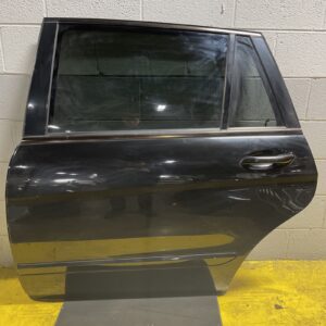 2006-2012 Mercedes R350 W251 Black Rear Left Door Panel Assembly OEM NOTE