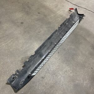 2007-2013 BMW X5 E70 Left Running Board Rocker Panel Skirt 51777163555 OEM