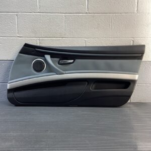 2008-2013 BMW M3 E92 Door Trim Panel Schwarz Front Right Interior OEM *NOTE*