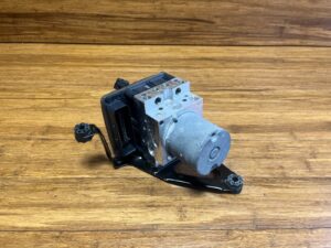2008-2014 BMW X5 E70 ABS Brake Hydraulic Pump Module Assembly 6854702 OEM
