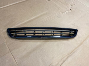 2011-2014 Volkswagen Jetta Front Bumper Lower Grille 5C68536779B9 OEM *NOTE*