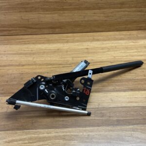 2012-2018 Audi A7 C7 Left Side Trunk Piston Bracket Motor Assembly 4G8827857G