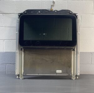 2012-2018 Mercedes CLS550 C218 Coupe Sun Roof Panoramic Glass Sunshade OEM