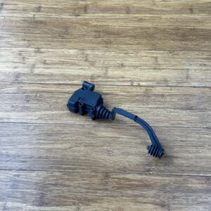 2015-2020 BMW i8 I12 1.5L Gas Fuel Door Lock Actuator Unit Right Side OEM