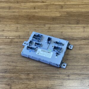 2016-2018 Mercedes C300 C205 SAM Signal Control Module Unit A2229006014 OEM