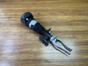 2016-2022 BMW 750i G12 Front Right Strut Air Suspension Assembly 94k Miles OEM