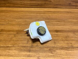 2017-2023 Audi R8 4S Brake Master Cylinder Reservoir Unit 4S0612301 OEM