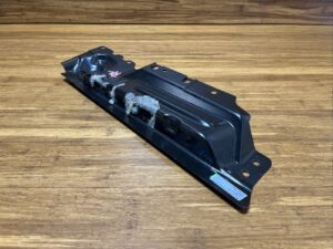 2017-2023 Rolls Royce Dawn RR6 Rear Left Panel Duct Reinforcement Bracket OEM
