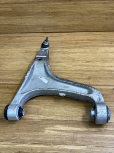 2017-2024 Maserati Ghibli Quattroporte Front Right Lower Control Arm OEM
