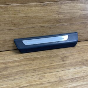 2017-2026 Audi Q7 4M Rear Left Door Sill Scuff Plate Trim Panel OEM *NOTE*