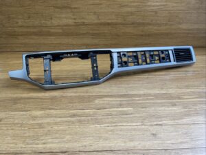 2018-2019 Volkswagen Atlas Front Dashboard Panel Trim Bezel Gray OEM *NOTE*