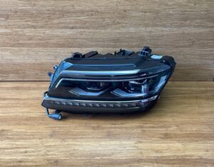2018-2021 Volkswagen Tiguan Front Left LED Headlight Lamp OEM *NOTE*