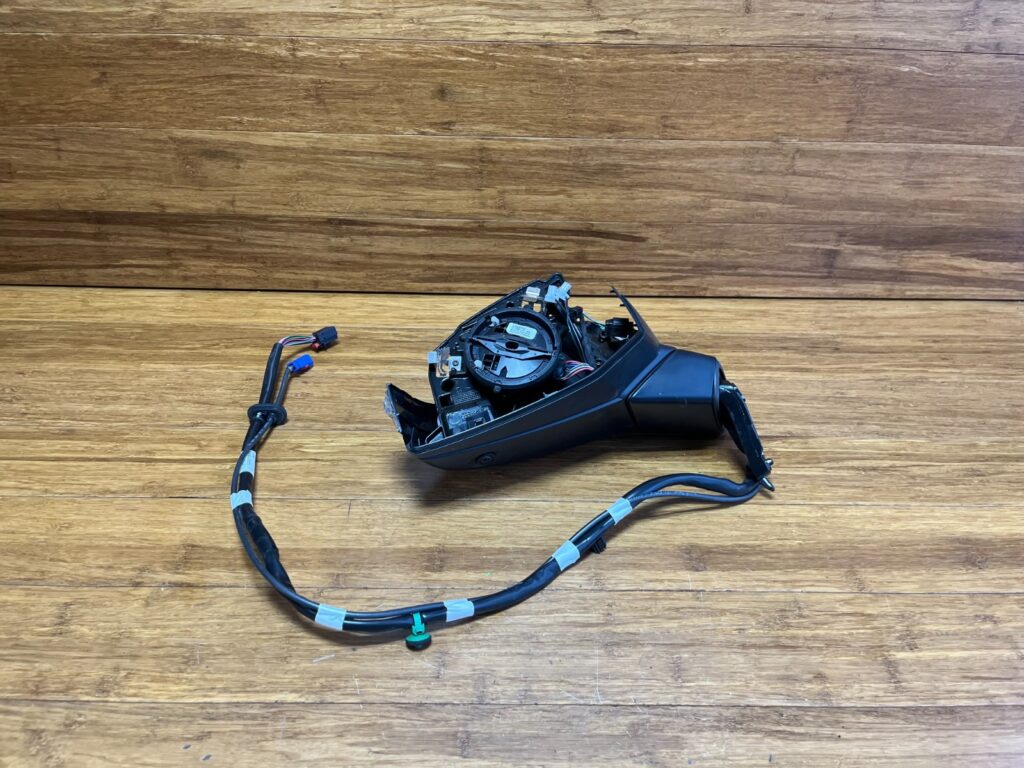 2018-2025 Audi Q5 SQ5 FY Door Rear View Mirror Base W/ Camera Front Left OEM
