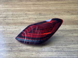 2019-2021 Mercedes C63 W205 4.0L LED Tail Lamp Lens Rear Right Side OEM *NOTE*