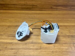 2019-2025 BMW 430i G26 2.0L Gas Fuel Pump Sending Unit Assembly 4k Miles OEM