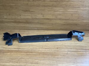 2019-2026 BMW X5 G05 Radiator Core Lower Air Duct Deflector Baffle Bracket OEM