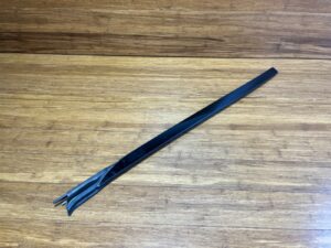 2019-2026 BMW X7 G07 A Pillar Drip Molding Trim Windshield Front Right OEM NOTE