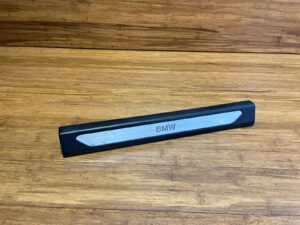 2019-2026 BMW X7 G07 Door Sill Scuff Cover Trim Genuine Front Left OEM *NOTE*