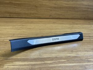 2019-2026 BMW X7 G07 Rear Right Door Sill Scuff Cover Molding Trim OEM