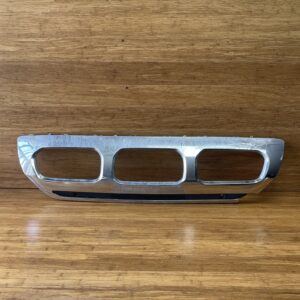 2020- 2023 Mercedes GLS450 X167 Front Lower Bumper Chrome Trim Panel OEM *NOTE*