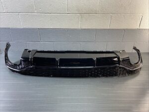 2020-2024 Audi RSQ8 4M Rear Bumper Lower Diffuser Black 4M8807941C OEM *NOTE*