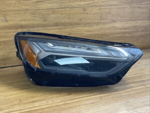 2021-2023 Audi Q5 SQ5 Right Passenger Matrix LED Headlight Lamp OEM *NOTE*
