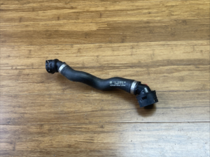 2022-2025 BMW I4 G26 Engine Cooling Radiator Lower Hose Pipe Line 8475678 OEM